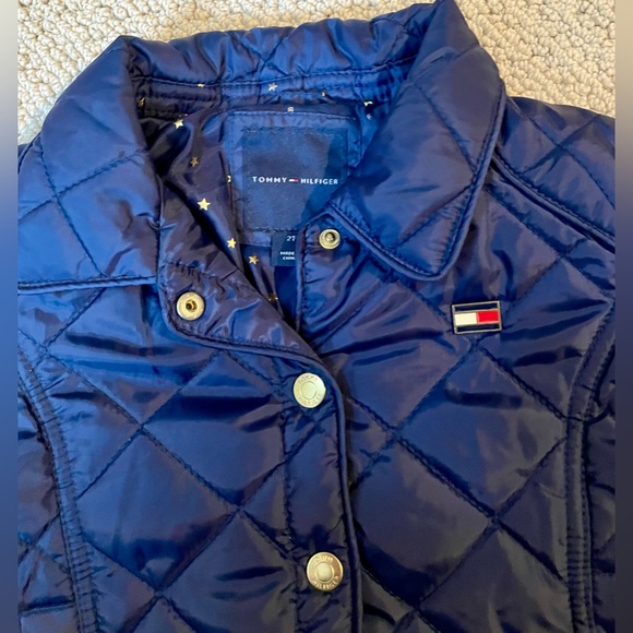 Tommy Hilfiger Girls 2T Navy Blue Quilted Puffer Jacket. - Picture 5 of 5